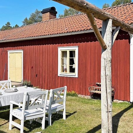 4 Person Holiday Home In Furuby Экстерьер фото